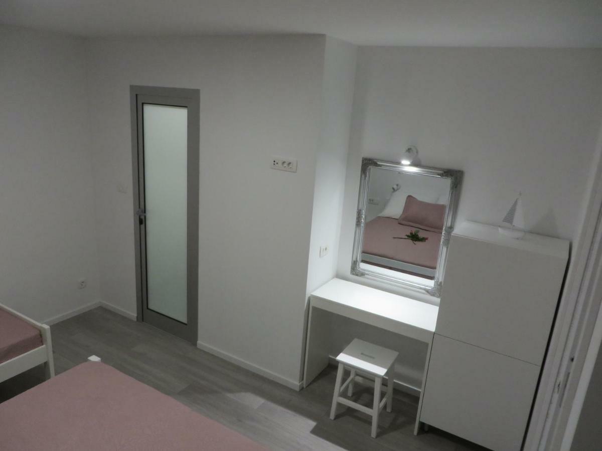 Apartmani Raos ドゥギ・ラット エクステリア 写真